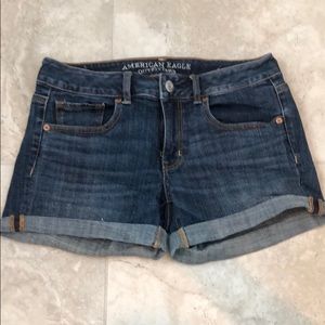 Like new AE mid rise shorts